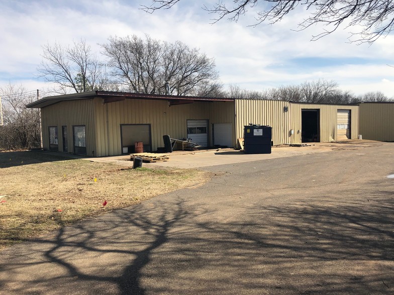 18718 NE 23rd St, Harrah, OK for sale - Primary Photo - Image 1 of 1