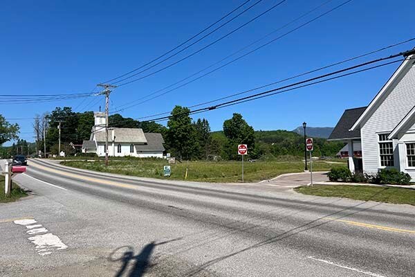 368 Route 15, Jericho, VT à vendre - Photo du bâtiment - Image 3 de 5