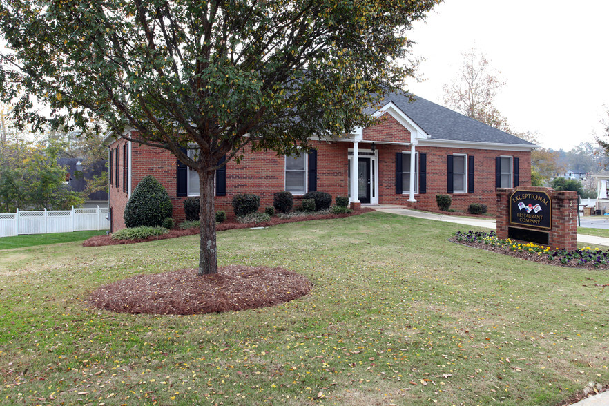 268 W Main St, Buford, GA for sale - Primary Photo - Image 1 of 1