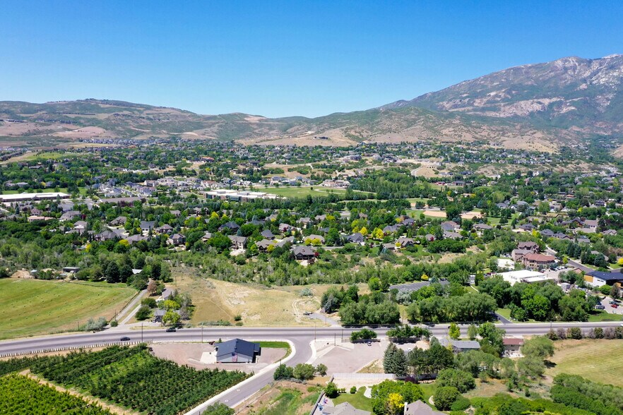 476 S Alpine Hwy, Alpine, UT à vendre - Photo du bâtiment - Image 3 de 12