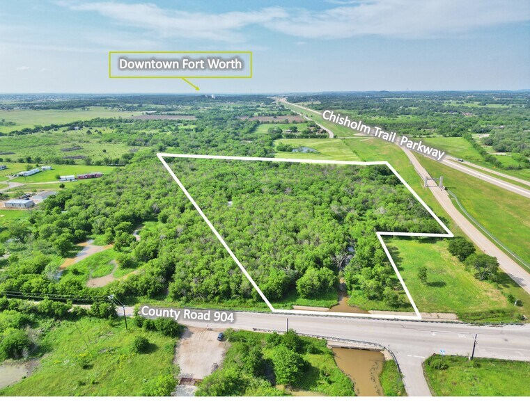 1900 County Road 904, Joshua, TX à vendre - Photo du bâtiment - Image 2 de 6