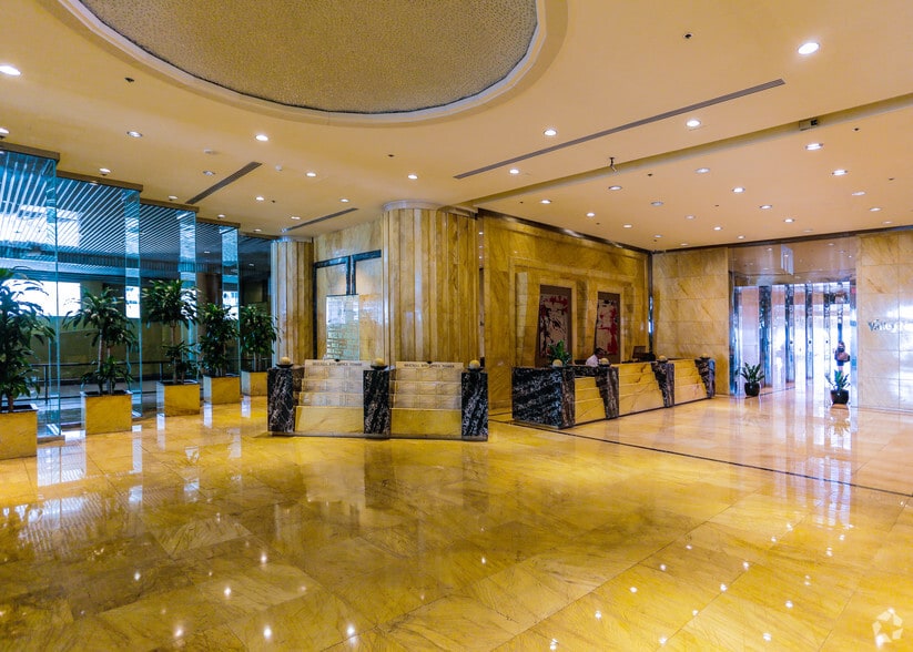 1001 Brickell Bay Dr, Miami, FL à louer - Hall d’entrée - Image 2 de 25