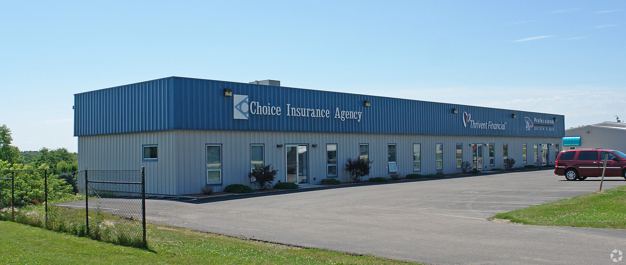 1011-1019 S Spring St, Beaver Dam, WI à vendre Photo principale- Image 1 de 12