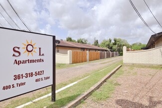 More details for 402 S Tyler St, Beeville, TX - Multifamily for Sale