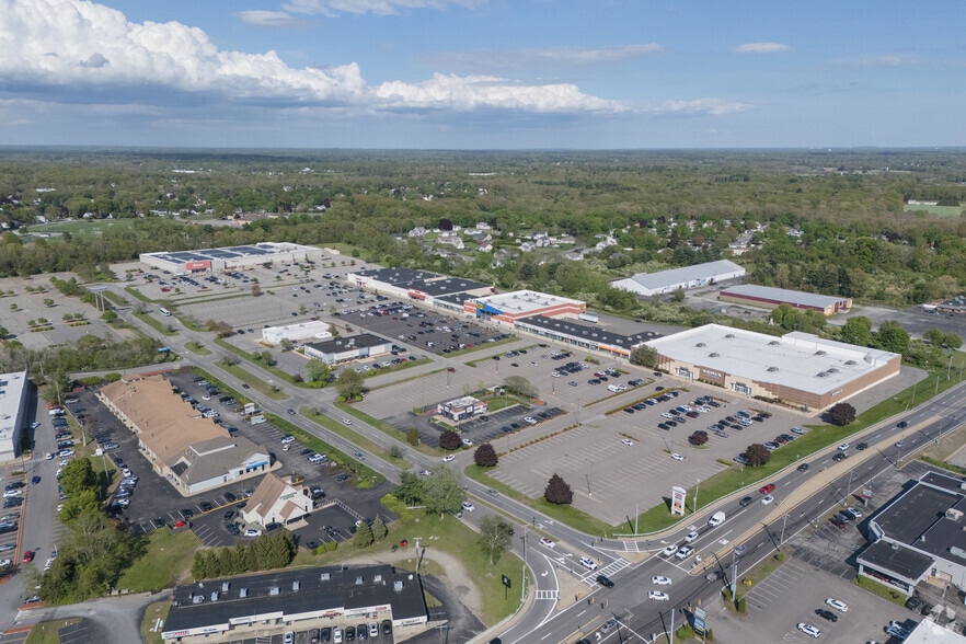 1-101 Commerce Way, Seekonk, MA à louer - Photo du bâtiment - Image 2 de 9