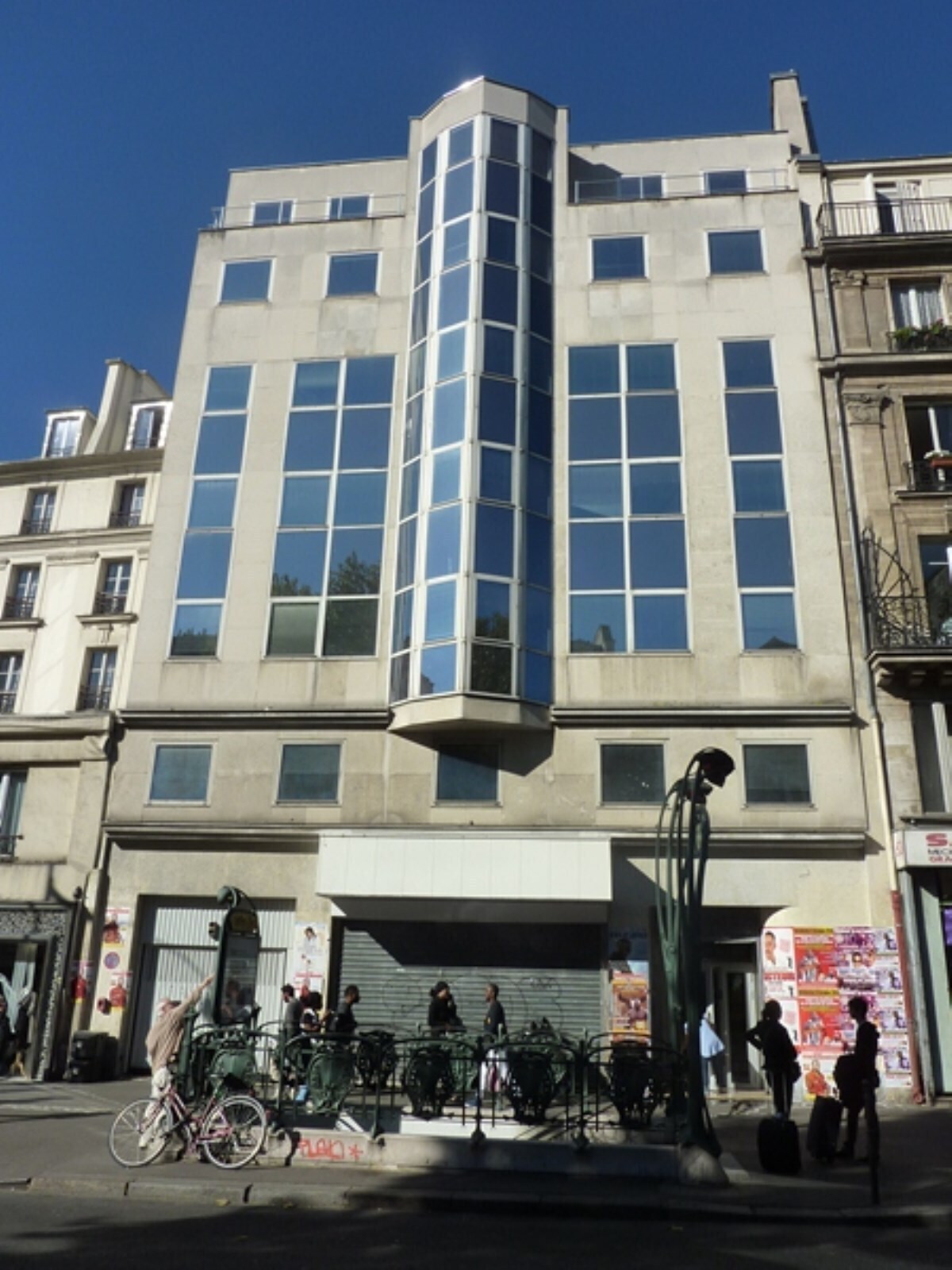 51 Boulevard De Strasbourg, Paris for sale Building Photo- Image 1 of 12