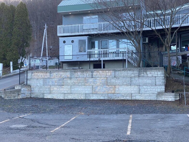 634 Jersey Ave, Greenwood Lake, NY à vendre - Photo du bâtiment - Image 3 de 10