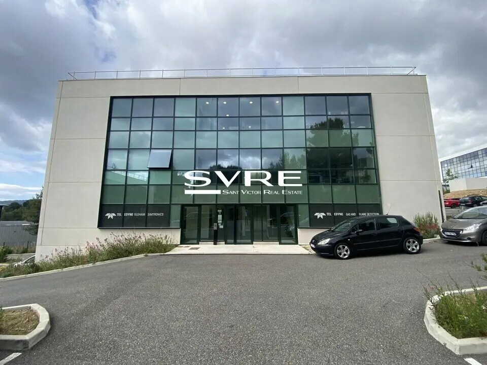 Office in La Ciotat for lease Building Photo- Image 1 of 16