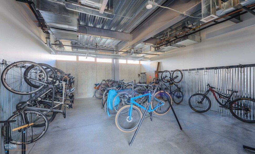 101 S Taylor Ave, Louisville, CO for sale - Interior Photo - Image 3 of 33