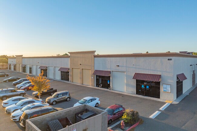 Plus de détails pour 460 W Larch Rd, Tracy, CA - Industriel à vendre