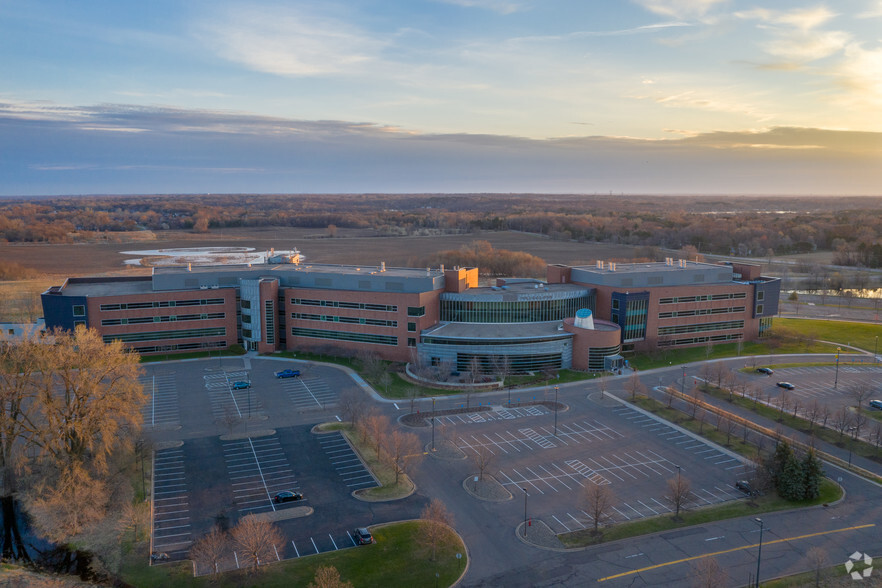 3510 Hopkins Pl N, Oakdale, MN for lease - Aerial - Image 3 of 10