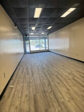 6604 US Highway 19 N, New Port Richey, FL for lease Interior Photo- Image 2 of 4