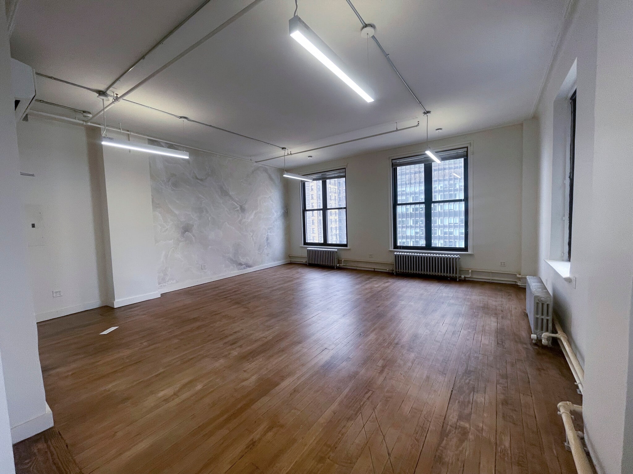 11 Broadway, New York, NY for lease Interior Photo- Image 1 of 3