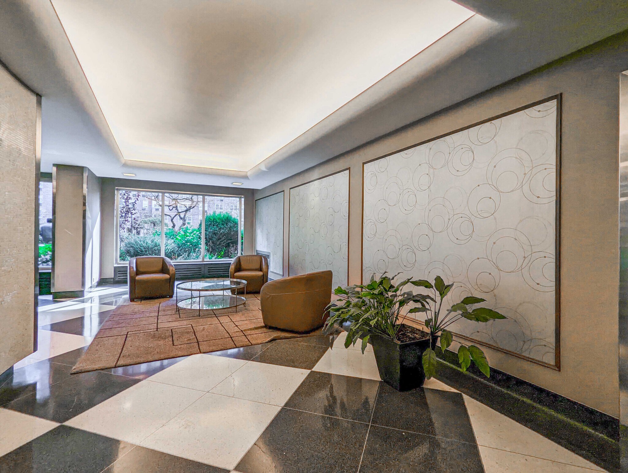 345 W 58th St, New York, NY for lease Lobby- Image 1 of 8