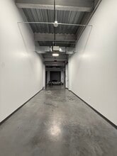 4229 N FM 620 Hwy, Austin, TX for lease Interior Photo- Image 2 of 11