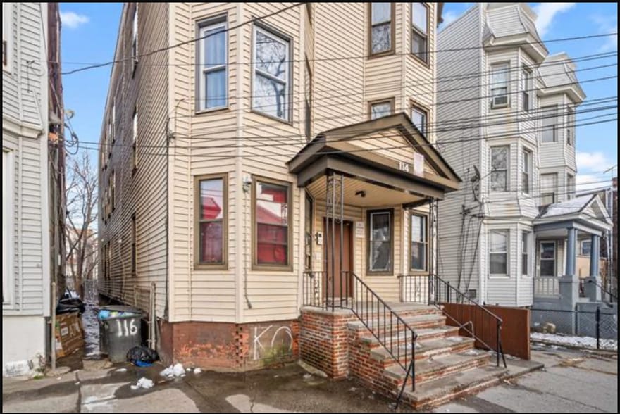 114 Neptune Ave, Jersey City, NJ for sale - Building Photo - Image 2 of 3