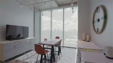 2980 NE 207th St, Aventura, FL à louer - Vidéo sur l’inscription commerciale