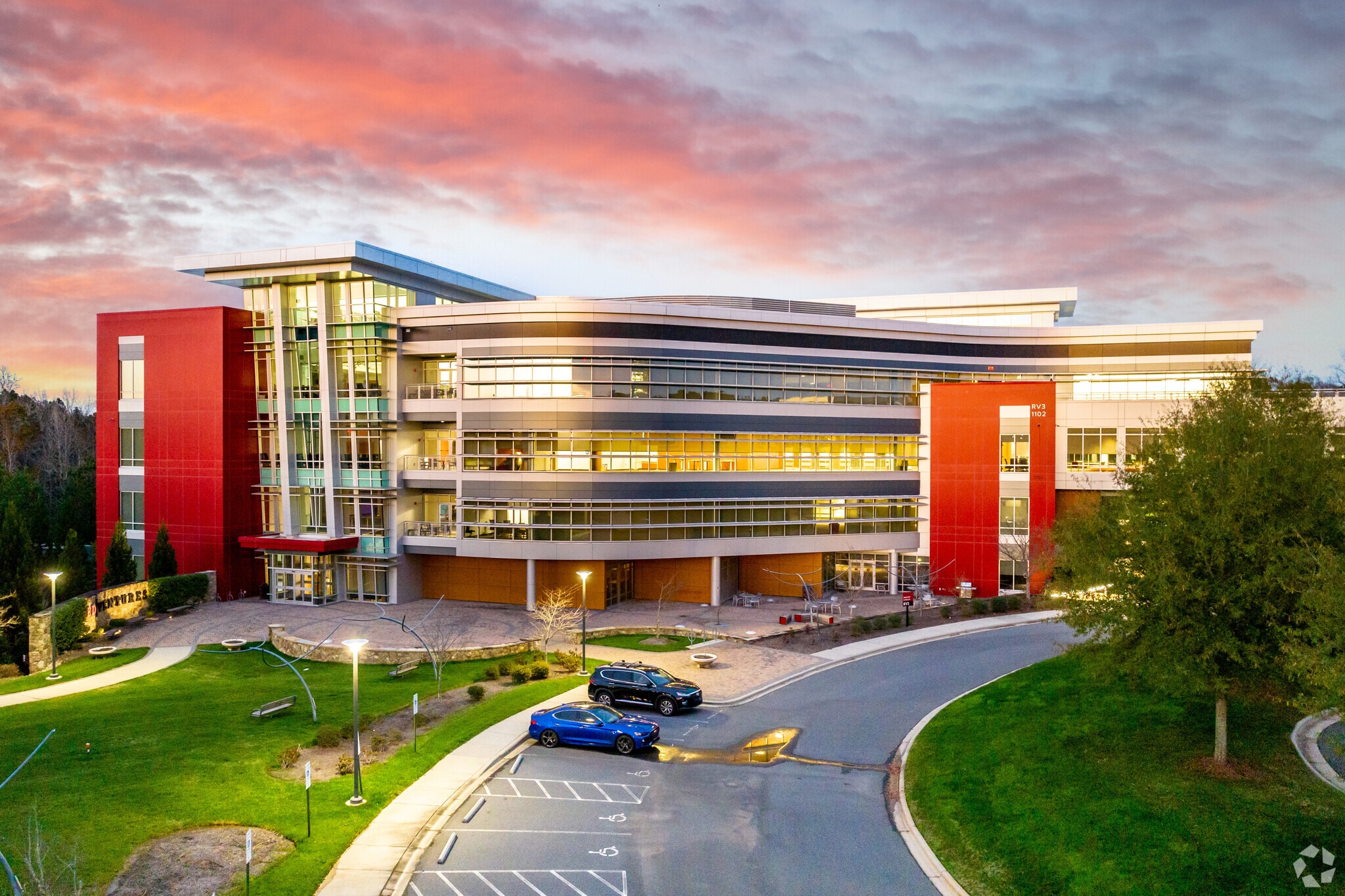 1102 Red Ventures Dr, Fort Mill, SC à louer Photo du bâtiment- Image 1 de 11