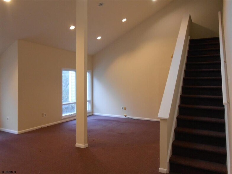 707 White Horse Pike, Absecon, NJ à louer - Photo du bâtiment - Image 2 de 8