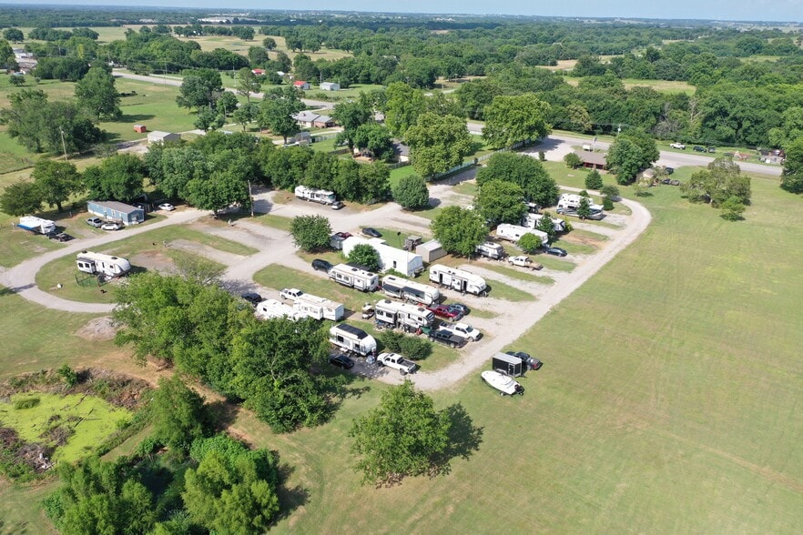 2116 Highway 77 S, Davis, OK à vendre - Photo du bâtiment - Image 3 de 25