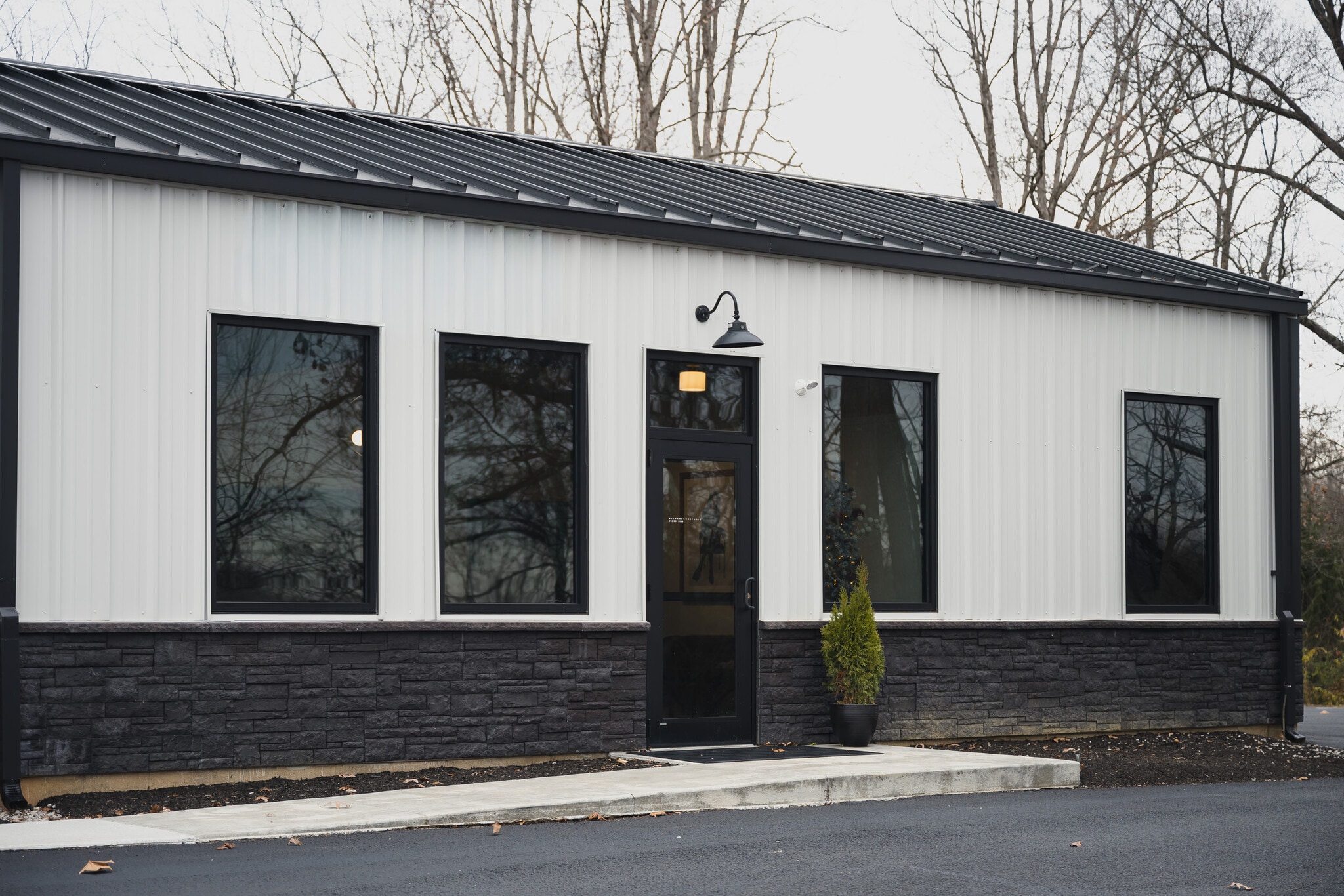 4430 W Jonathan Moore Pike, Columbus, IN for lease Primary Photo- Image 1 of 16