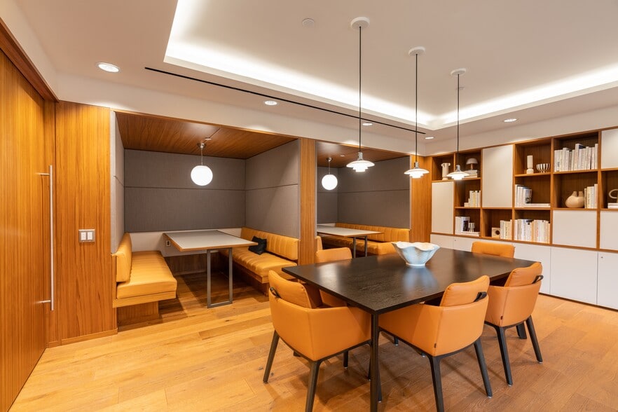 445 park Ave, New York, NY for lease - Interior Photo - Image 3 of 5