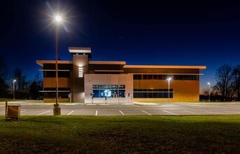 Union Carbide Dr, South Charleston, WV for lease Building Photo- Image 1 of 4