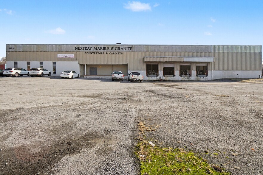 101 S 17th St, Harrisburg, PA à vendre - Photo du bâtiment - Image 3 de 24
