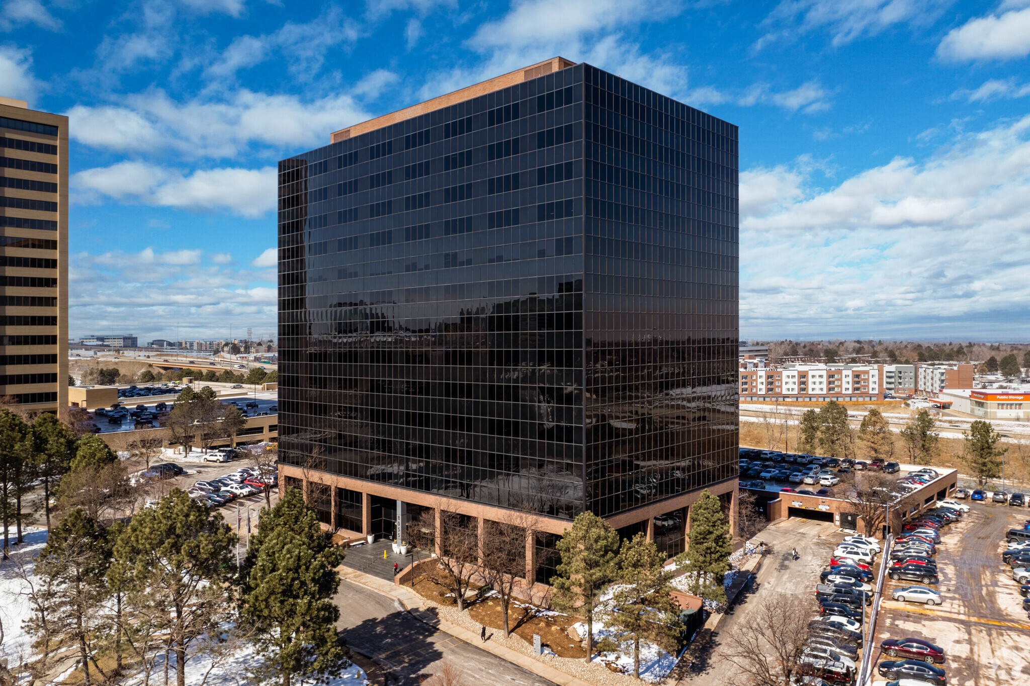 8055 E Tufts Ave, Denver, CO à louer Photo principale- Image 1 de 13