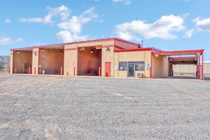 3820 W 3rd St, Elk City, OK for sale - Building Photo - Image 2 of 3