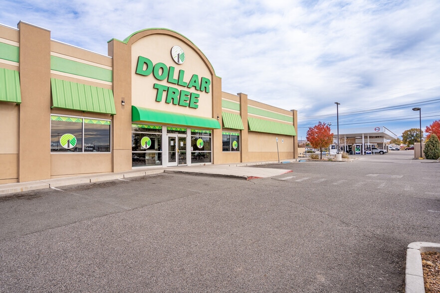 402 Carr Ln, Espanola, NM à louer - Photo du bâtiment - Image 3 de 22