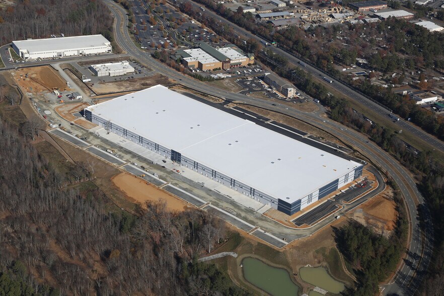 11525 Lakeridge Pky, Ashland, VA à louer - Photo du bâtiment - Image 2 de 4