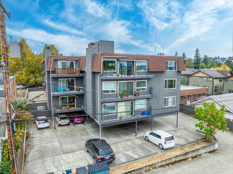 5631 California Ave SW, Seattle, WA for sale - Building Photo - Image 2 of 37