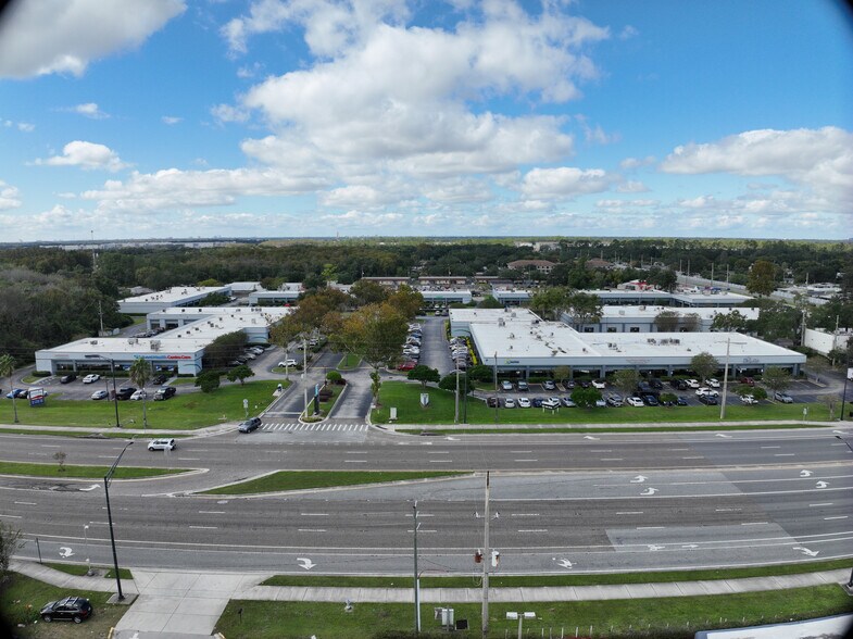 5730-5892 S Semoran Blvd, Orlando, FL à louer - Communauté Matterport - Image 2 de 22