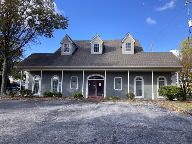 Plus de détails pour 2855 Summer Oaks Dr, Bartlett, TN - Bureau à vendre