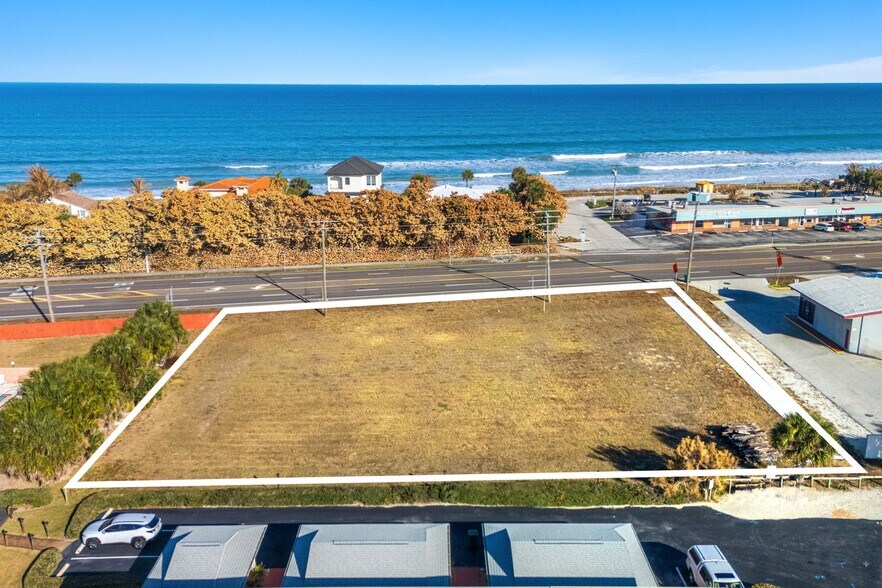 1740 Highway A1A, Satellite Beach, FL à vendre - Photo principale - Image 1 de 14