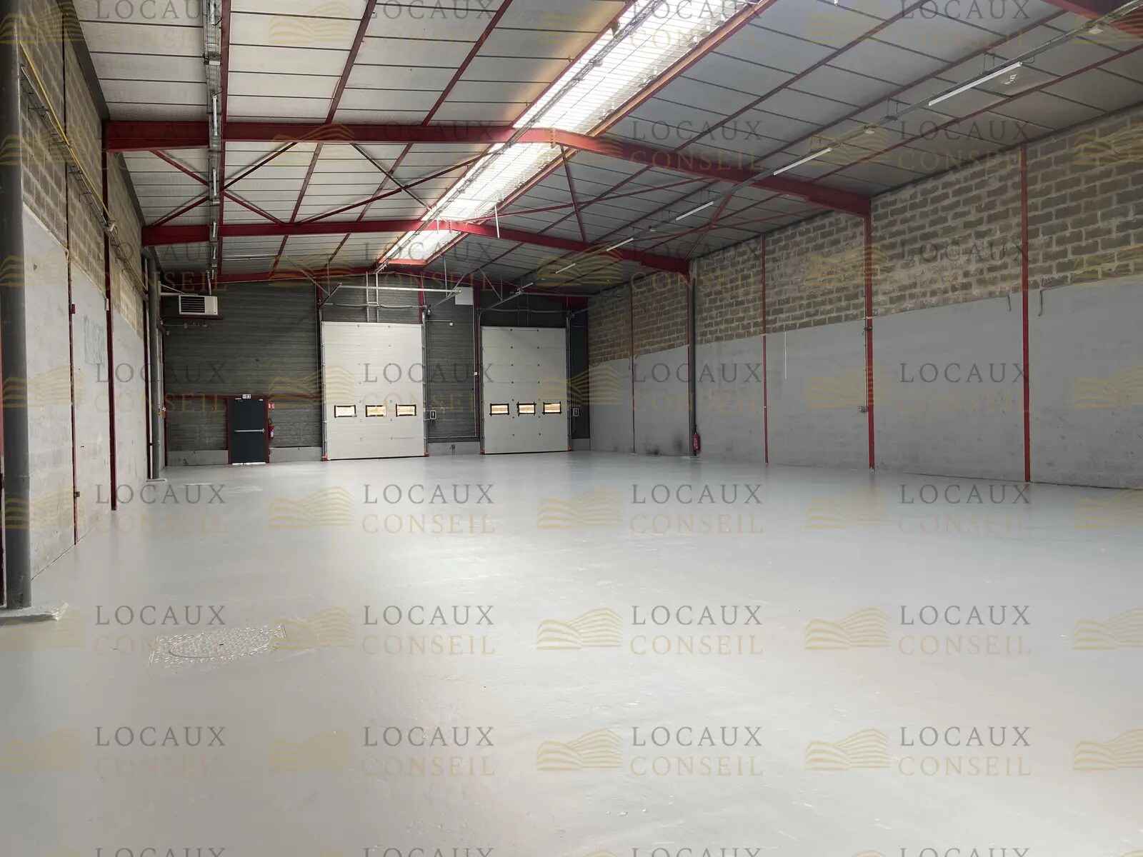 Flex dans SAINT-OUEN-L'AUMONE à louer Photo intérieure- Image 1 de 14