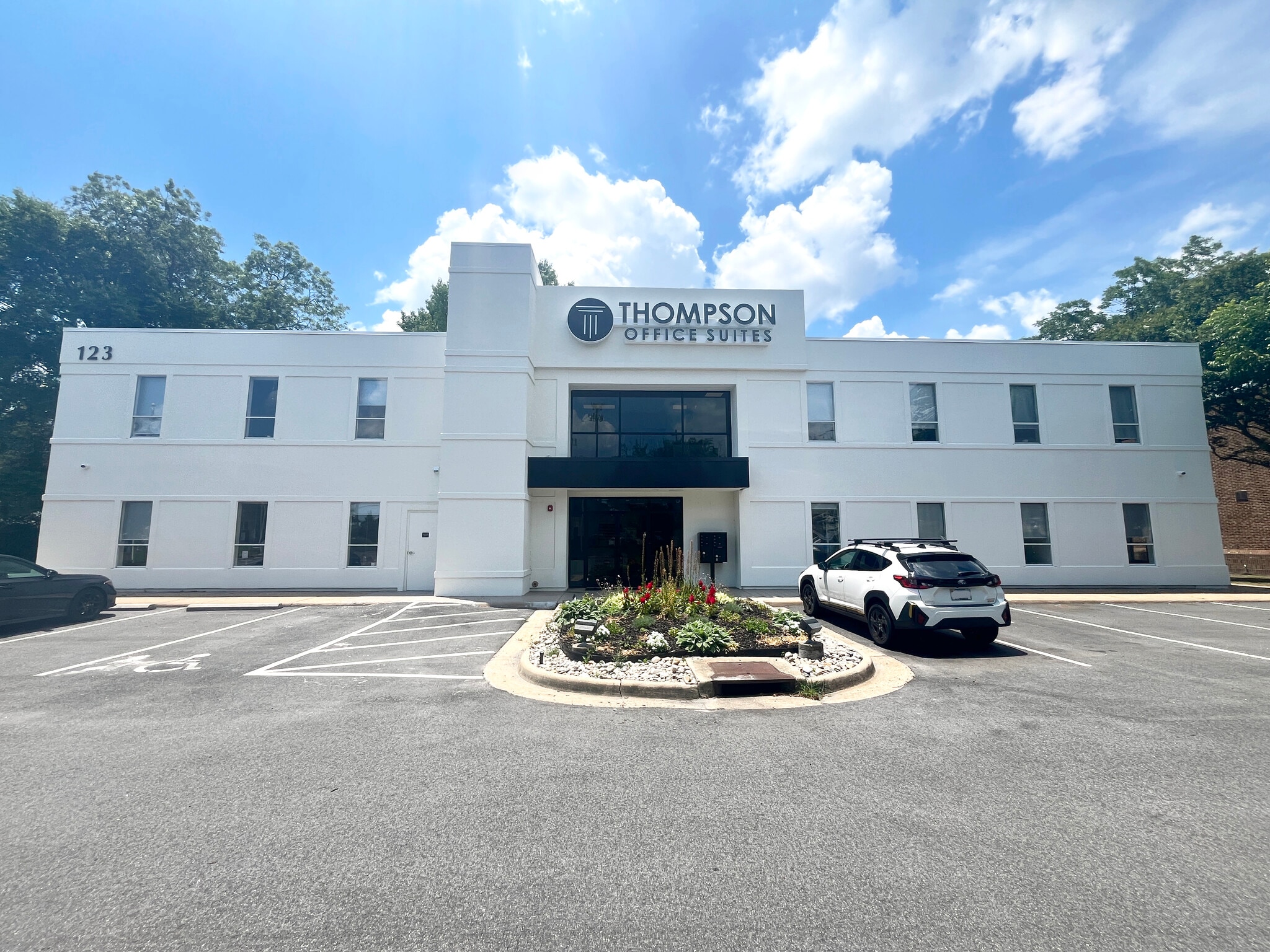 123 S Lynnhaven Rd, Virginia Beach, VA for lease Building Photo- Image 1 of 33