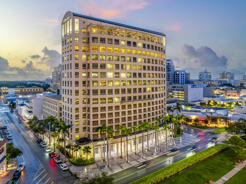 2800 Ponce de Leon Blvd, Coral Gables, FL à louer - Photo du bâtiment - Image 3 de 10