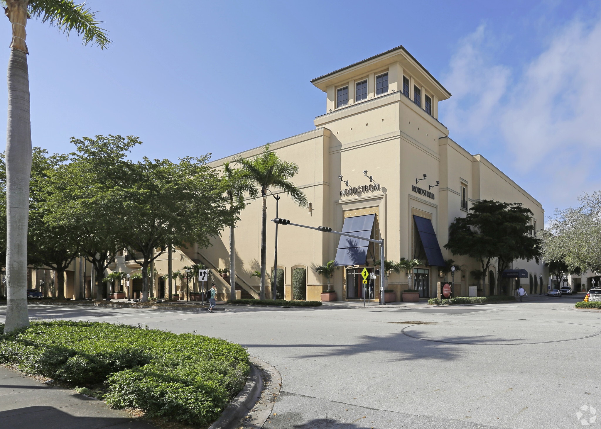 4400 Ponce De Leon Blvd, Coral Gables, FL for lease Primary Photo- Image 1 of 3