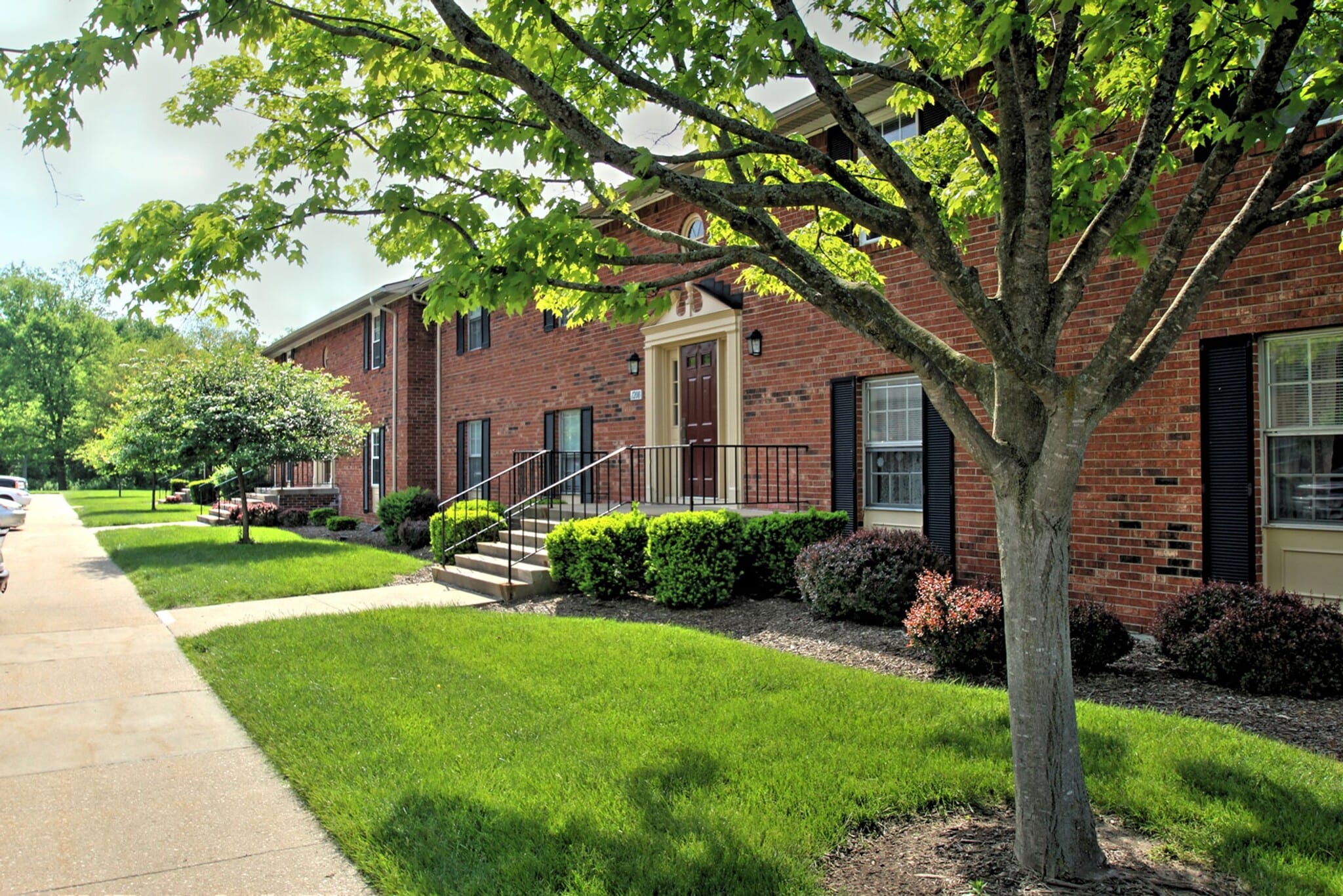 1000 Portsmouth Dr, Elkhart, IN for sale Primary Photo- Image 1 of 5