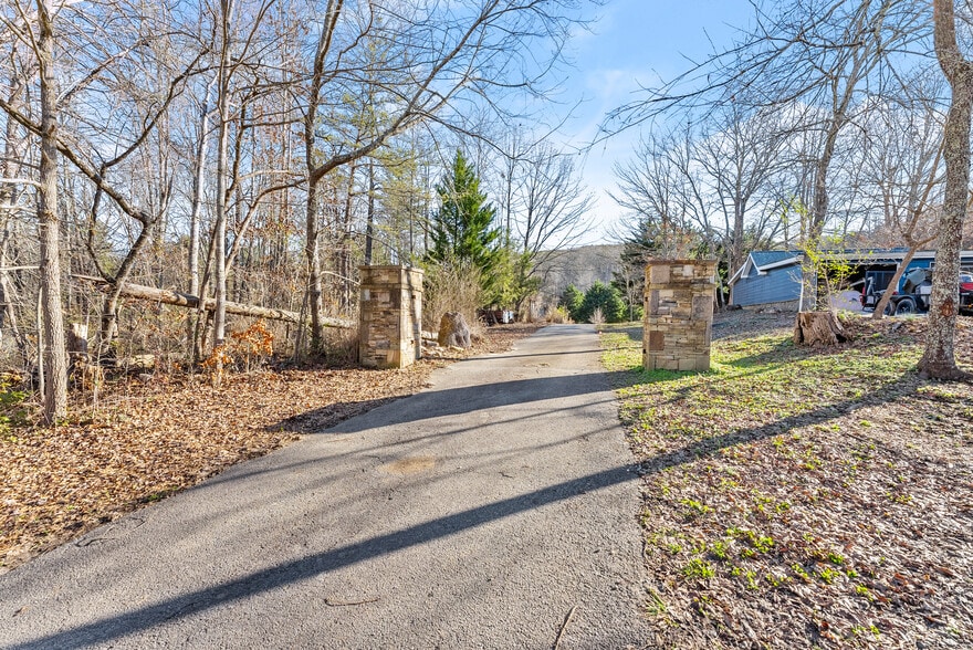 438 Dixon Dr, Cleveland, GA à vendre - Aérien - Image 3 de 20