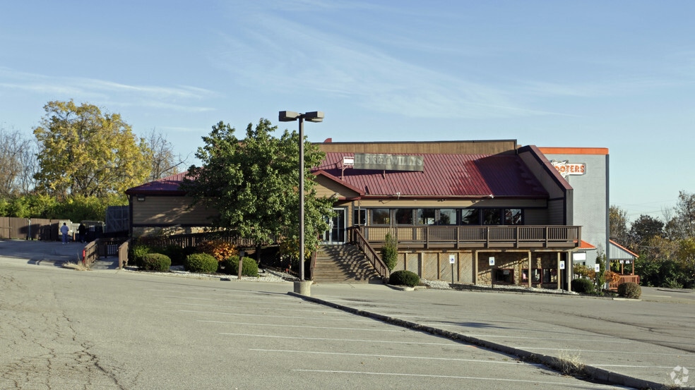 12183-12185 Springfield Pike, Cincinnati, OH for lease - Building Photo - Image 3 of 22