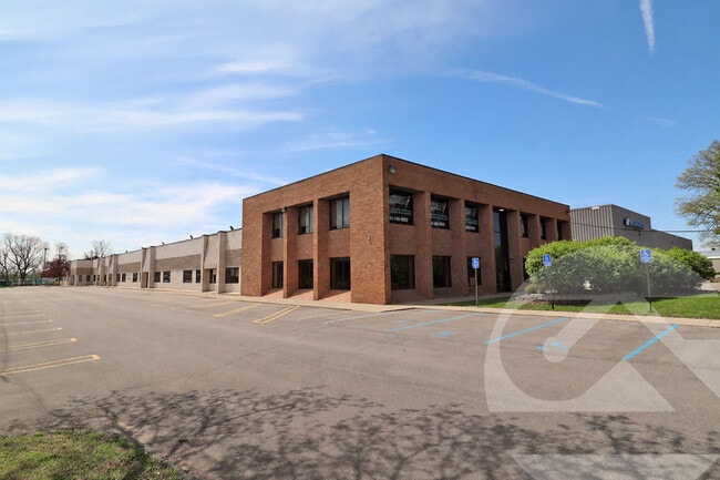 More details for 32535-32553 Schoolcraft Rd, Livonia, MI - Industrial for Lease