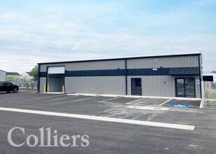 4008 Dearborn St, Caldwell, ID for lease Interior Photo- Image 1 of 2