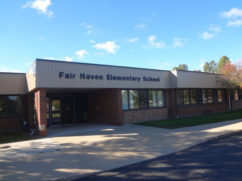 8361 Broadbridge Rd, Ira, MI à vendre - Photo du bâtiment - Image 2 de 20