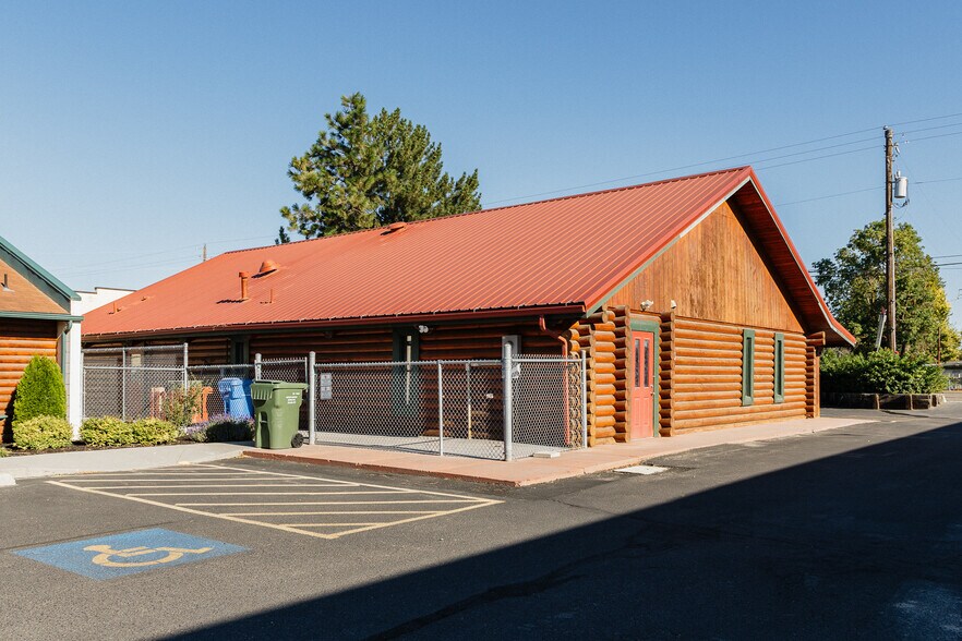 2502-2514 SW 4th ave, Ontario, OR à louer - Photo du bâtiment - Image 3 de 7
