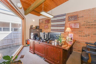 113 Court St, Pickens, SC for sale Interior Photo- Image 2 of 10