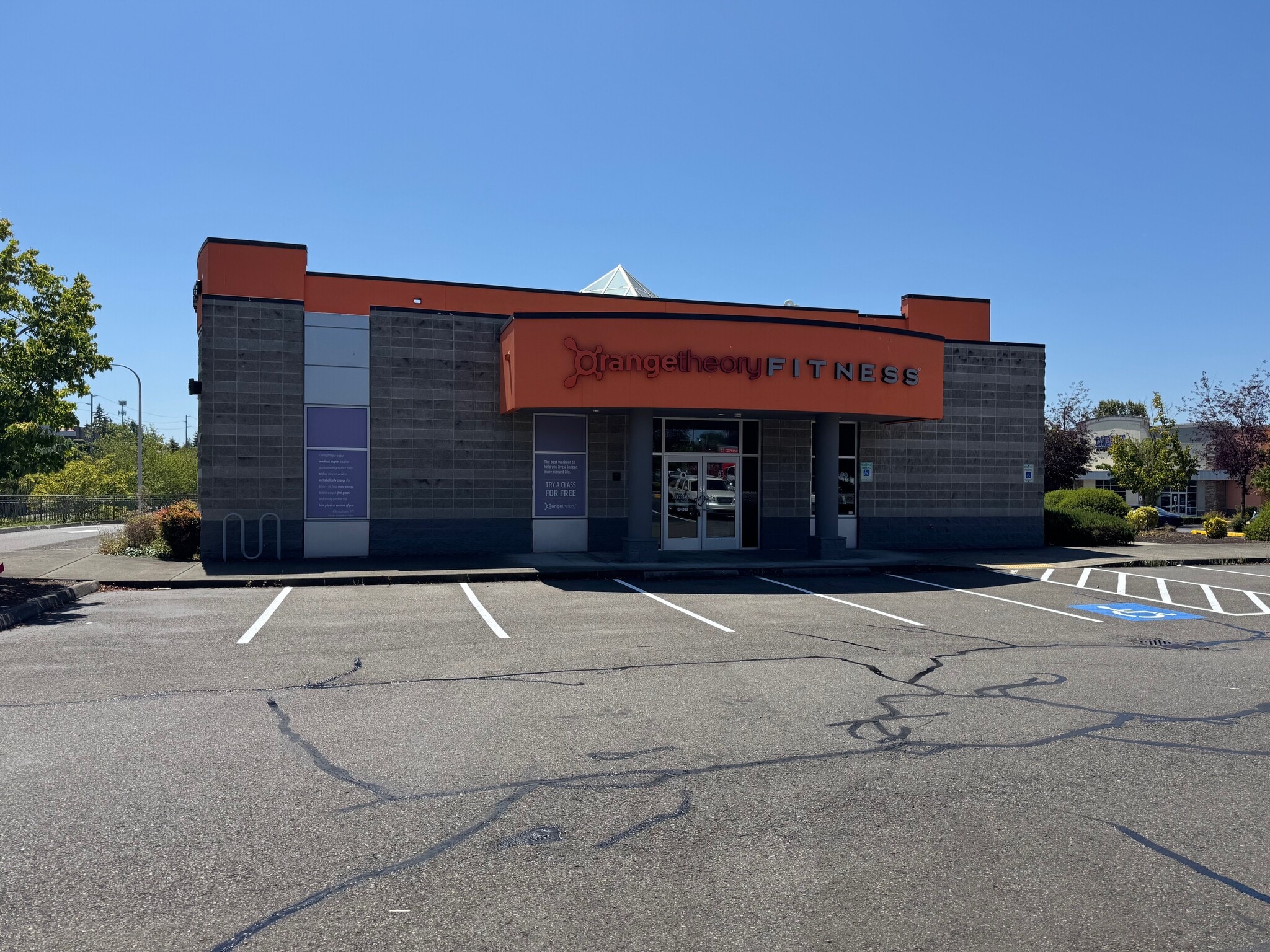 35007 Enchanted Pky S, Federal Way, WA for lease Primary Photo- Image 1 of 7