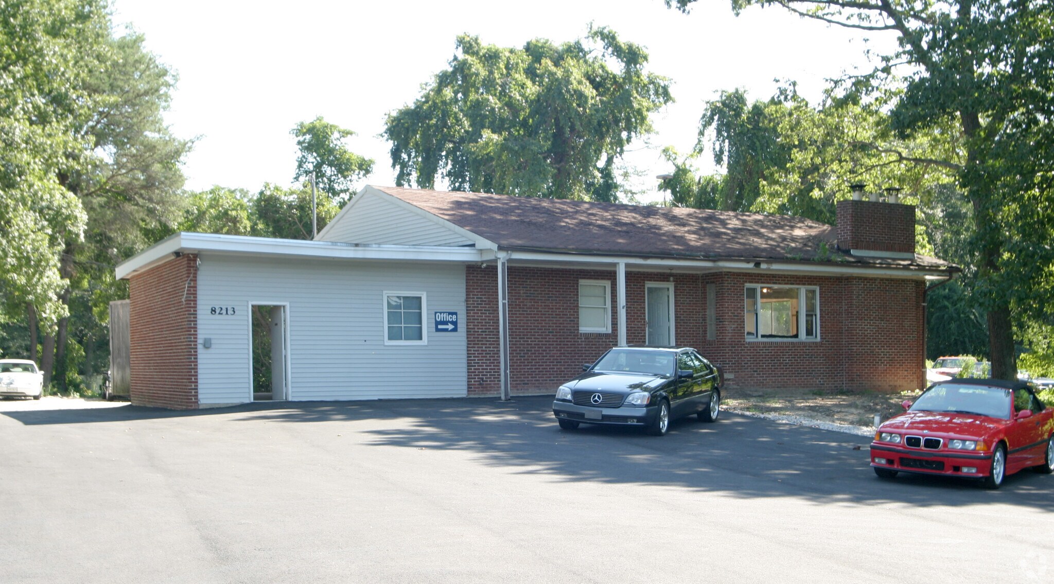8213 Ritchie Hwy, Pasadena, MD à louer Photo du bâtiment- Image 1 de 5